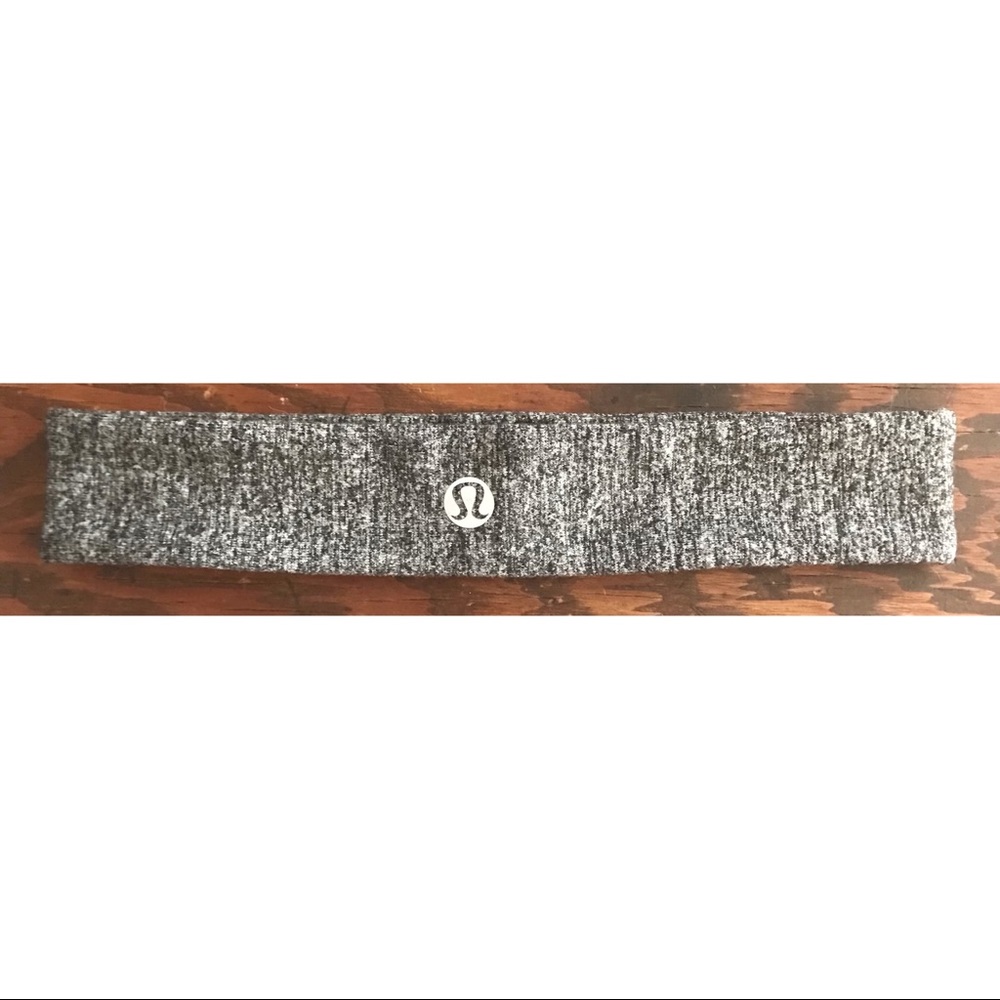 *FREE* lululemon lucky luon headband *narrow
